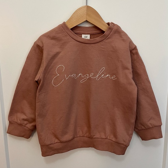 Custom embroidered sweaters - Picture 4 of 7